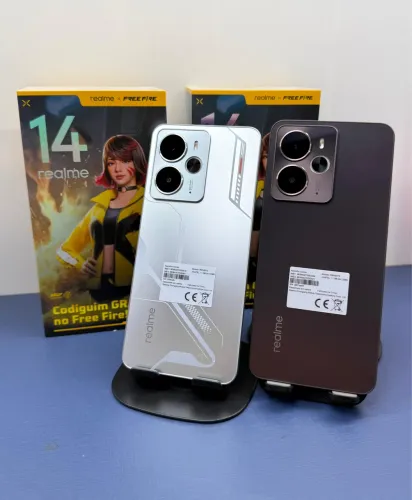 Realme 14  5G 256GB + 8GB RAM Global R$1899,00Silver e Titanium Poucas Unidades 