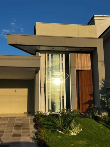 Casa para Venda e Locação no Condomínio Genova no Bairro Villa Lucchesi em Gravataí com 15