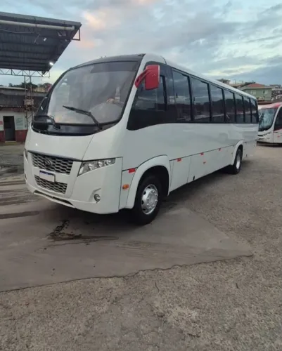Vendo Marcopolo 2016 ( entrada28 mil)