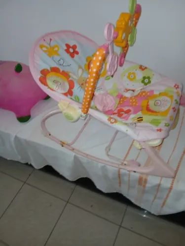 Cadeirinha de balanço portátil para bebê