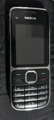 Nokia C2