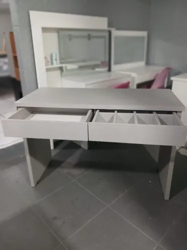 Escrivaninha/Penteadeira Engrossada 1,20cm Cinza 