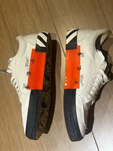 Tênis Off-White Low Vulcanized Canvas (Original) - Tam. 45 EU (43/44 BR)