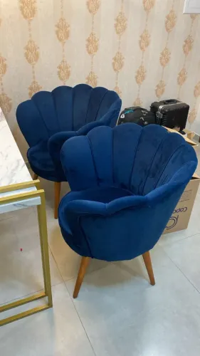 poltronas modelo pétala azuis