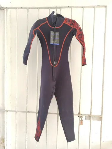 Roupa de mergulho