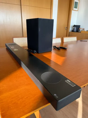 Soundbar LG SP9a com Subwoofer 520W