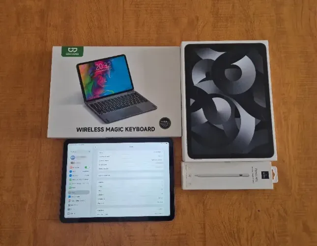 Apple iPad Air M1 - 5ª geração | 256 GB | Wi-Fi + Cellular | Cinza Espacial
