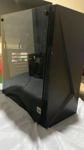 Gabinete gamer pichau ATX