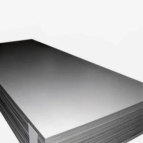 Folhas de zinco com um pouco de ferragem