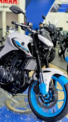 YAMAHA MT-03 CONNECTED | EMPLACADA + BRINDES