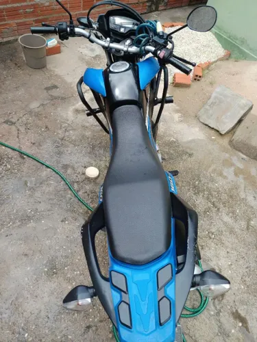 Moto Bros 160cc, em dias, sem restrições.