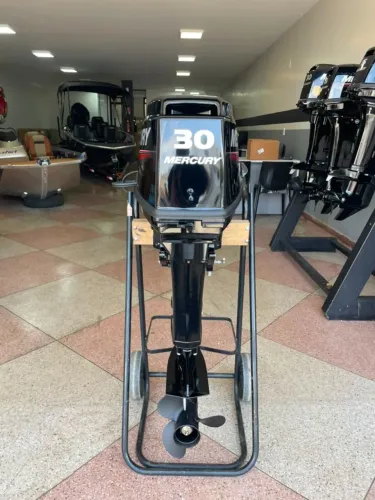 Mercury 30 HP Comando à Distância + Partida Elétrica | Brasília-DF