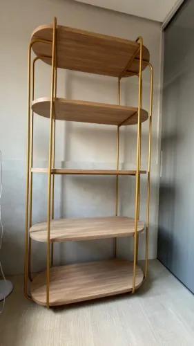 Estante 5 Prateleiras Metálica Dourada com MDF
