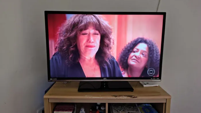 Tv 40 pelegada