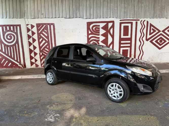 Ford Fiesta SE 1.6 8V Flex 5P 2014