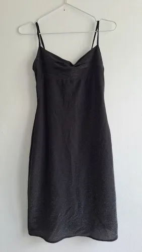 Vestido Preto com brilho - Tam 38/40