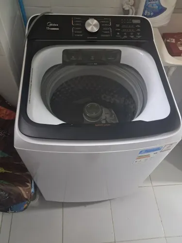 Maquina de lavar nova com menos de 2 meses de uso