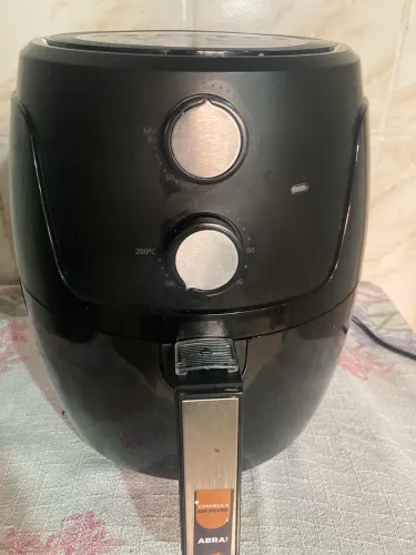 Air fryer Britânia