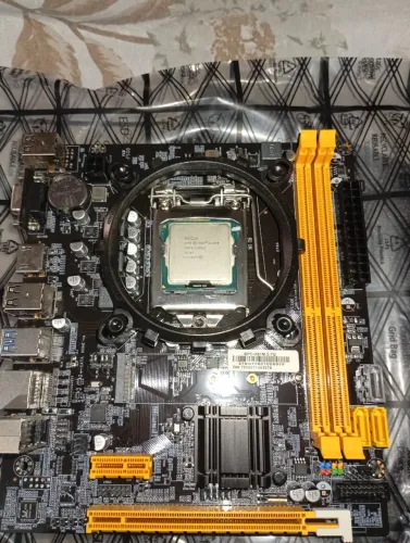 Placa-mãe e processador Intel i5 3470
