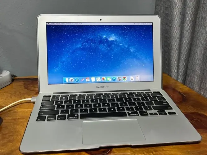 MacBook Air 11 polegadas