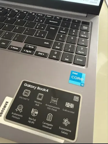 Windows 11 Home, Intel® Core? i3, 8GB, 256GB SSD, 15.6`` Full HD LED