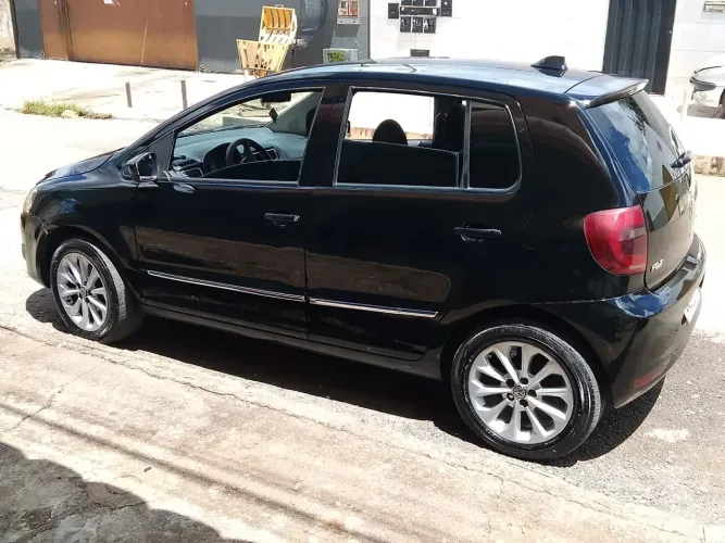 Volkswagen Fox 1.6 MI Total Flex 8V 5P 2010
