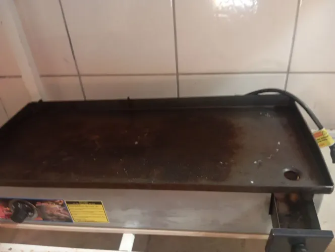 Vende se chapa elétrica servfort