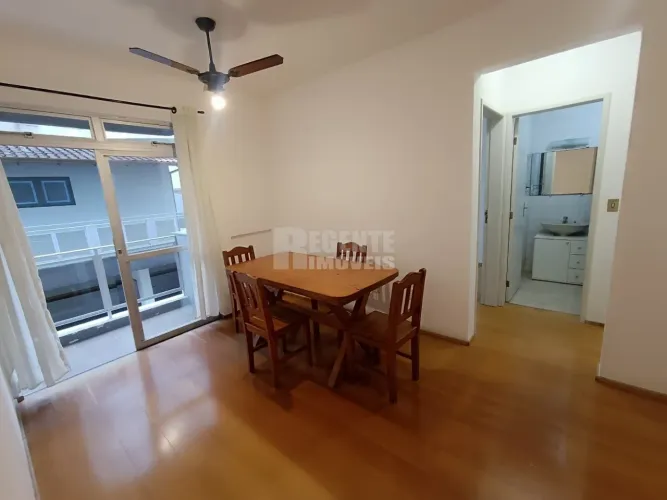 Excelente apartamento de 1 dormitório para locação no bairro Carvoeira, perto da UFSC!