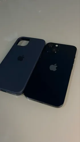 iPhone 13 - 128
