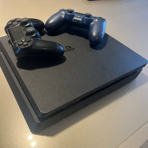 Ps4 872GB Com muito jogos