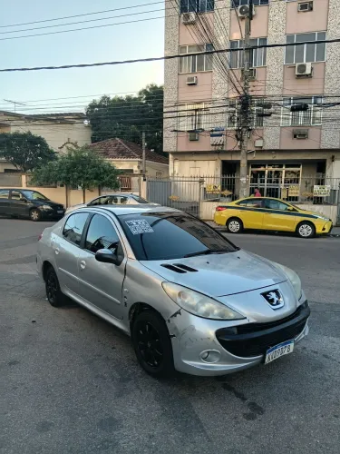 Peugeot 207 Sed. Passion XR Sport 1.4 Flex 8V 4P 2010