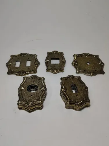 16 Espelhos Colônias em Metal Variados