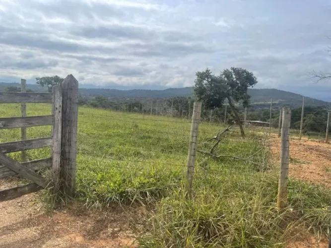 Lote em água limpa próximo convento macaúbas aproximadamente 800 metros quadrados