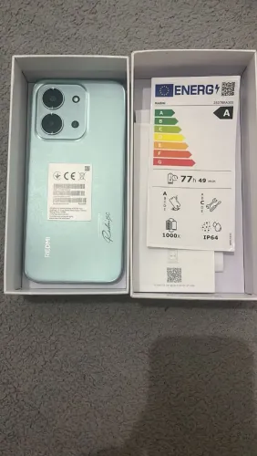 Vendo redimi 15C 256gb e 8Ram estado de novo
