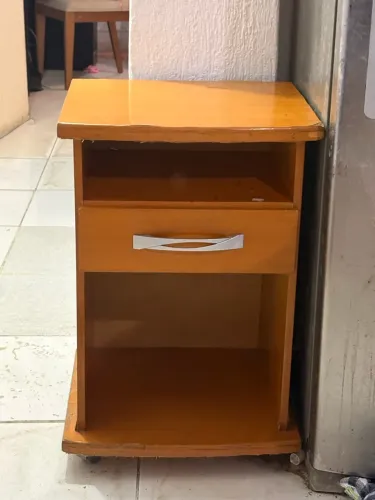 Criado mudo madeira
