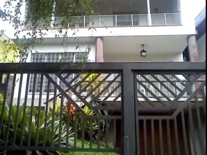 Lindo Sobrado na Aclimação Lindo Sobrado na Aclimação