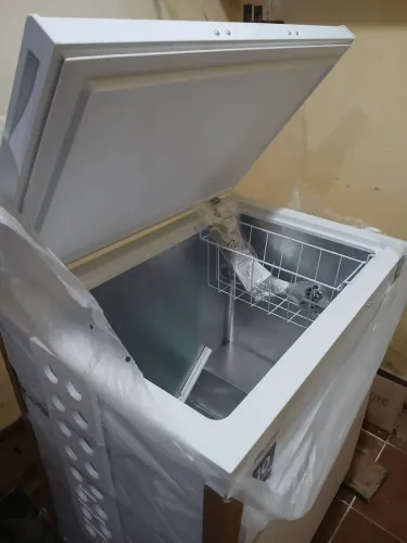 Freezer Horizontal novo. Pgto pode ser feito em cartão de crédito.