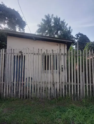 Casa em Outeiro, Vendo ou Troco.