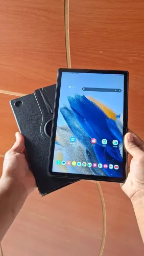 Tab A8 grande 10.5 polegadas Tablet samsung 64Gbs pega chip Faz ligacao *Act cartao*