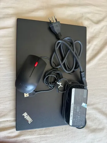Notebook Lenovo usado em perfeito estado 