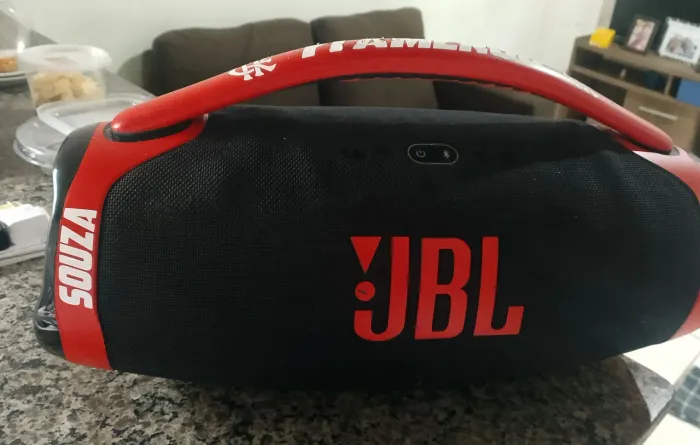 Caixa JBL top de linha 
