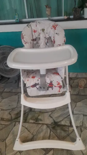 Cadeirinha de alimentação