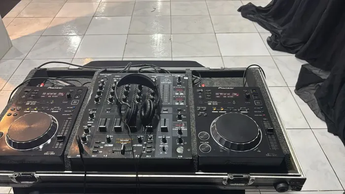 CDJ PIONNER