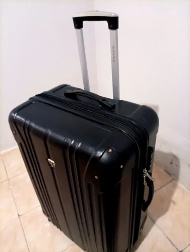 Mala de viagem 32kg - seminova, preço negociavel