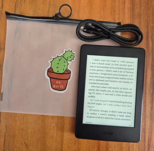 Kindle Paperwhite 7 Ótimo  estado. Iluminaçao e tela de 300ppi