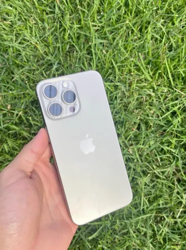 iPhone 15 pro 128 GB