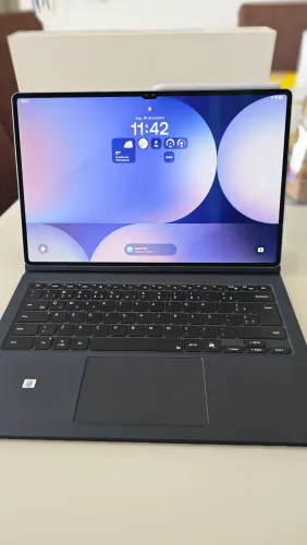 Galaxy Tab S10 Ultra - 12GB de Ram 512GB de Armazenamento - 5 Meses de Garantia