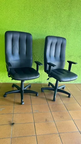 Vendemos cadeira de escritório giratória reformadas