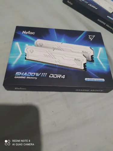 Memória RAM DDR4 PC NETAC 16GB (2x8) lacrada