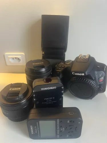 Cânon sl2 + lentes + flashes